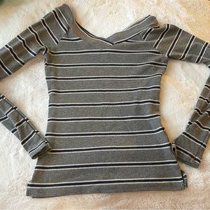 Thin Pink Rose Women’s Long Sleeve